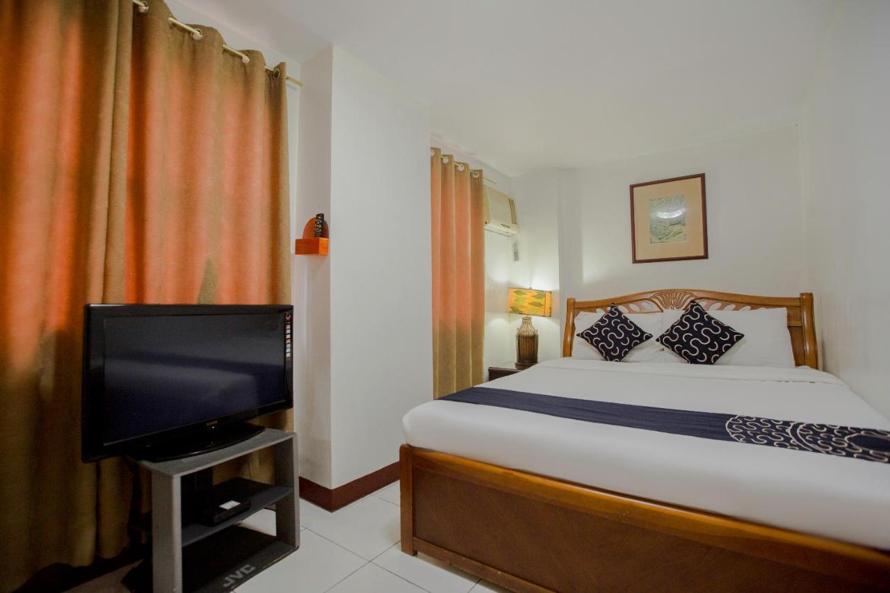 Newgrange Condotel Quezon City Dış mekan fotoğraf