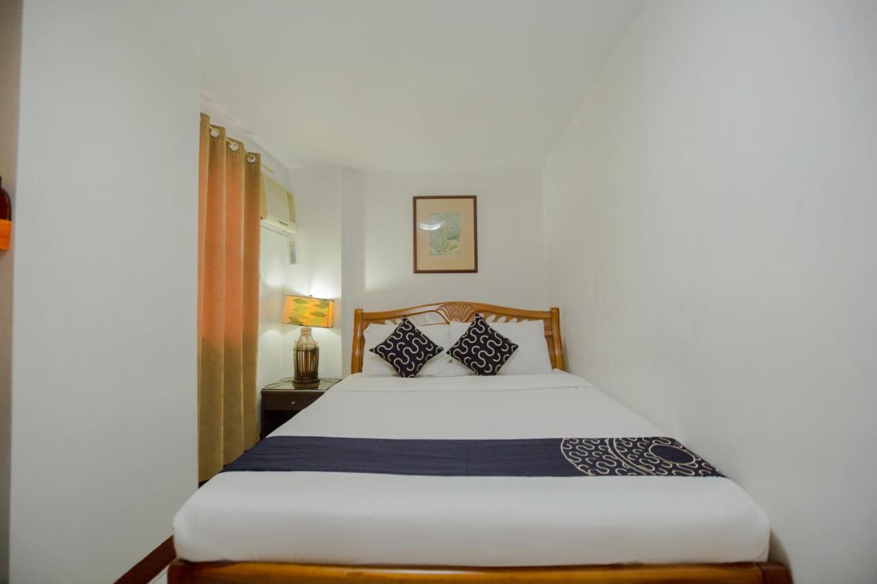 Newgrange Condotel Quezon City Dış mekan fotoğraf