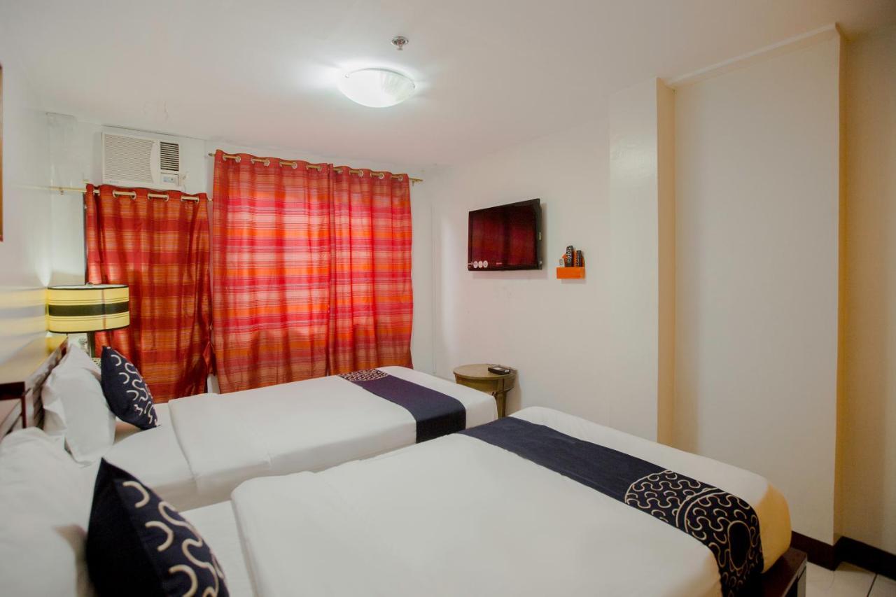 Newgrange Condotel Quezon City Dış mekan fotoğraf