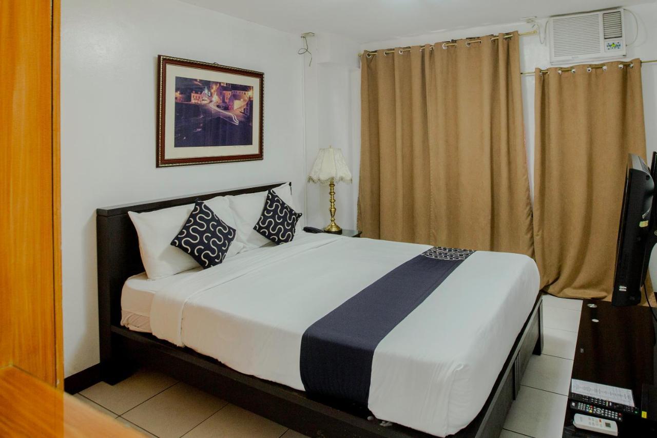 Newgrange Condotel Quezon City Dış mekan fotoğraf