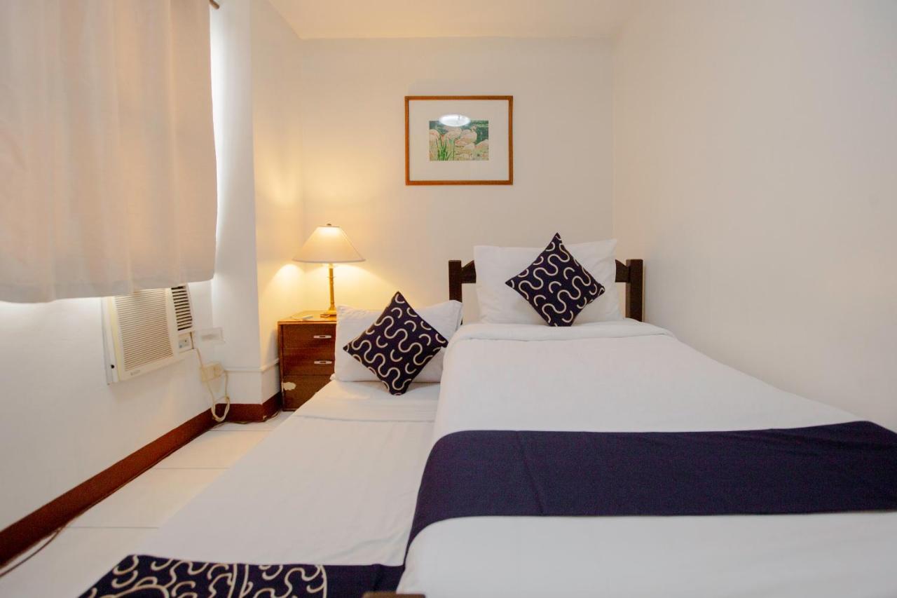 Newgrange Condotel Quezon City Dış mekan fotoğraf