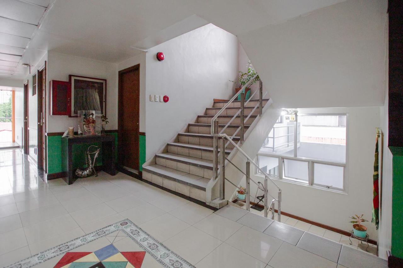 Newgrange Condotel Quezon City Dış mekan fotoğraf