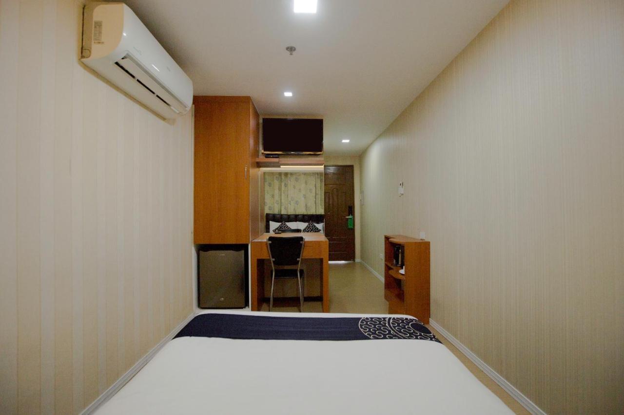 Newgrange Condotel Quezon City Dış mekan fotoğraf