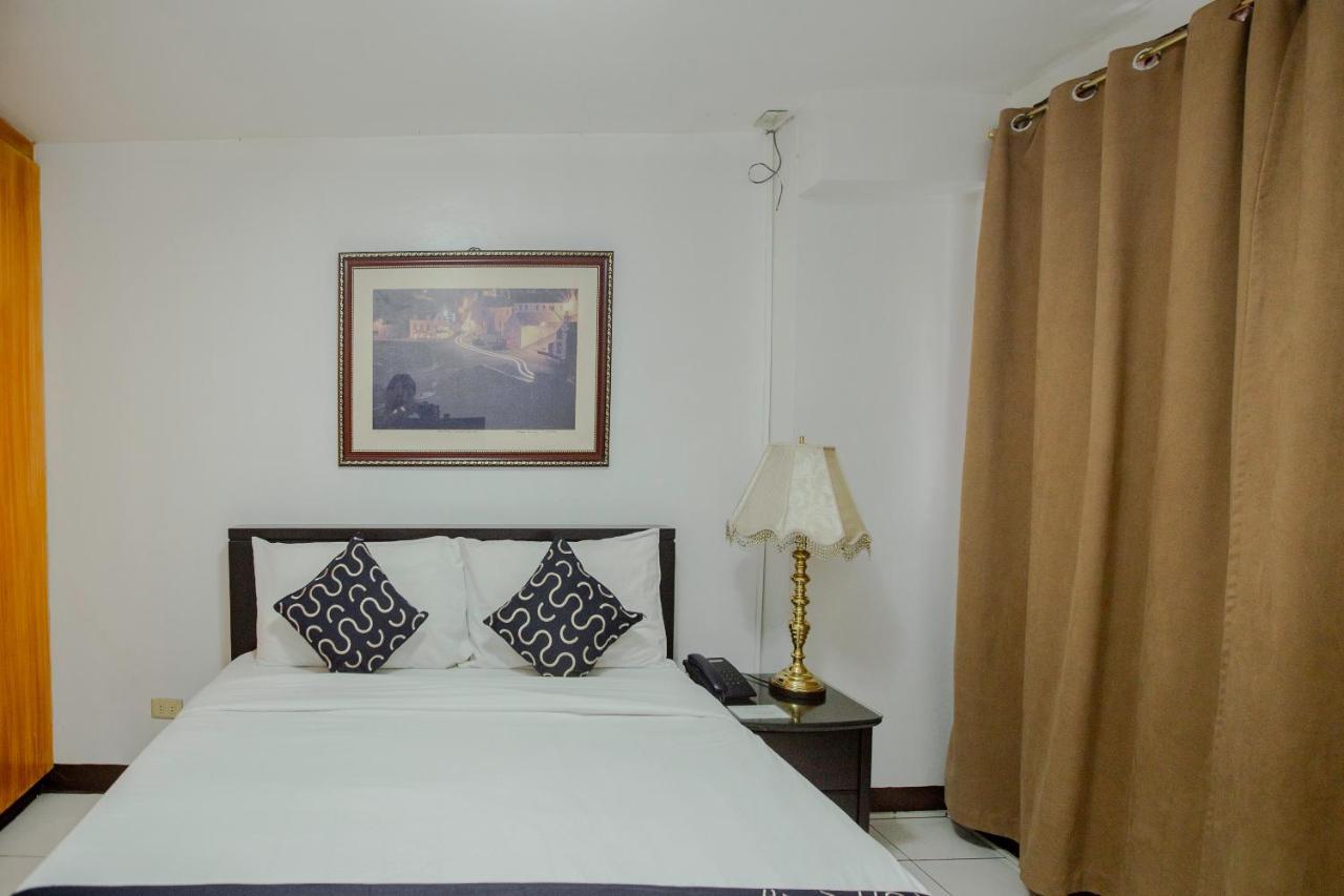 Newgrange Condotel Quezon City Dış mekan fotoğraf