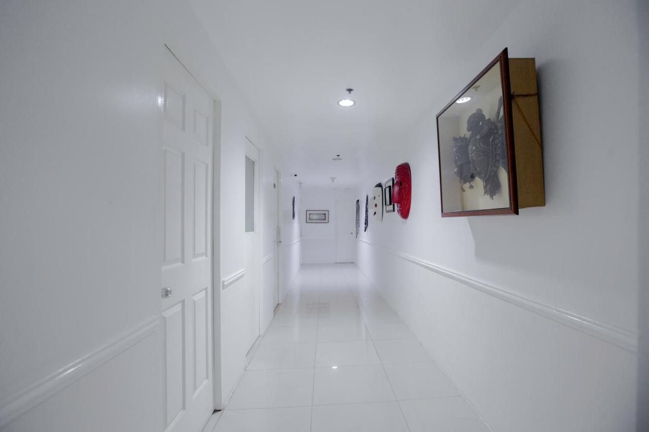Newgrange Condotel Quezon City Dış mekan fotoğraf